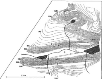 Fig  4  Typisk  U-dal  (a)  med glacialt  präglade  ero- ero-sionskanter Cb)  och välutvecklad glaciärnisch Cc)