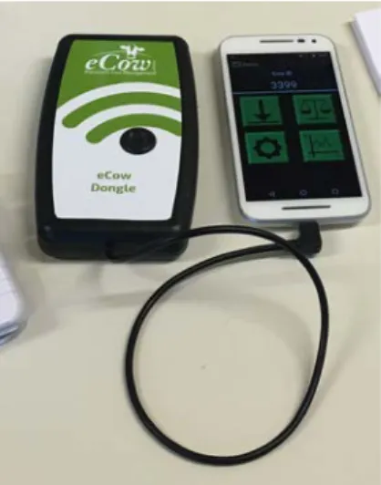 Figur 9:  Motorolamobilen och eCow avläsaren som användes vid avläsning av eBolus (Foto: Veronica 