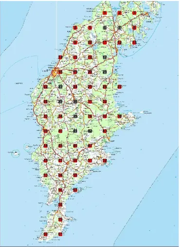 Figur 2. Översiktskarta av spillningsinventeringstrakter på  Gotland. Rödmarkerade trakter plus gråmarkerade trakter  utgör totalt 61 trakter som inventerats år 2010, 2011 eller  2012, varav 51 spillningsinventerade trakter (rödmarkerade)  ingår i studien 