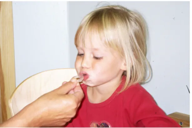 Figure 7. Training with oral screen.  Photo: Gunilla Klingberg 