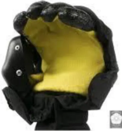 Figur 7. Handsken SPES Lobster Heavy. Beryktas vara den handske  som skyddar bäst fast tar lång tid att ”nöta in” till ett användbart 