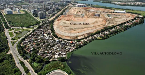 Figure 2: Aerial view of Vila Autódromo and Olympic Park (Júlio César  Guimarães/UOL, 2013)
