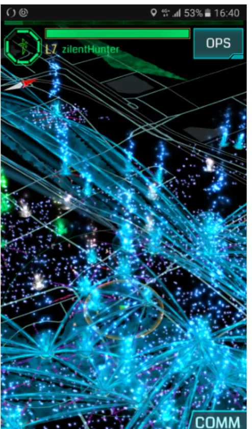 Figur 2 och 3.  I Ingress navigerar spelaren sig i en virtuell miljö för att erövra portaler (blå,  gröna)