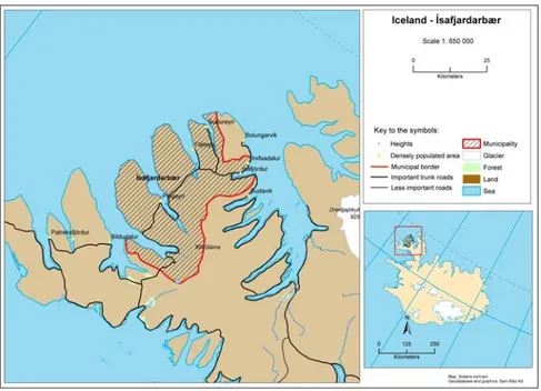 Figure 3.1: The population development in the municipality of Ísafjarðarbær and  Ísafjörður town 1950 – 2002 (Statistics Iceland, 1997, 2002b)