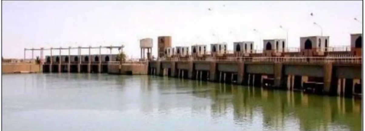 Figure 2: An upstream view of Fallujah Barrage and Combined Canal head  regulator (Iraqi Ministry of Water Resources, 2019)