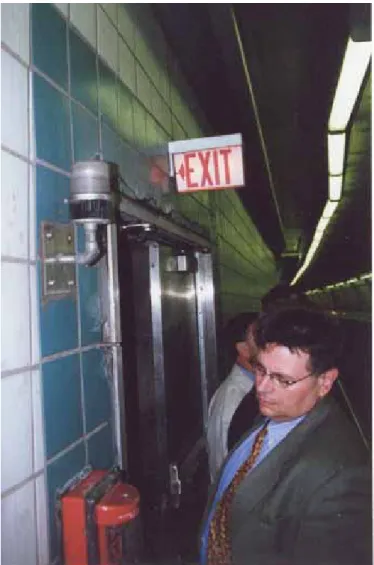 Figur 11. Skjutdörr i tågtunneln Ted William i Boston 