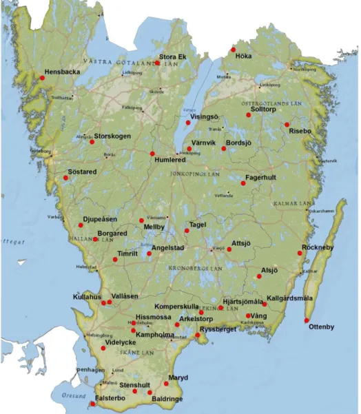 Figur 16. Mätplatser och län som ingår i denna rapportering för södra Sverige. Bakgrundskarta: National  Geographic World Map (ESRI)