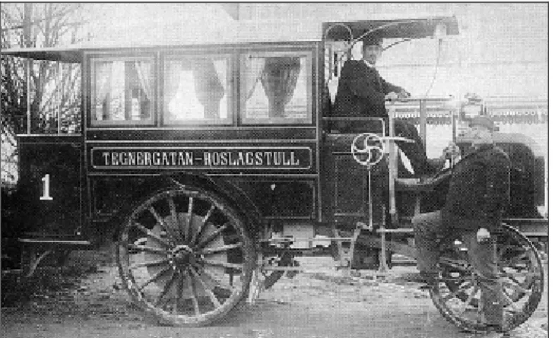 Figure 1. The first motor omnibus in Stockholm 1899 with iron-shod timber wheels.  