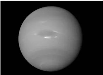 3. ábra. A K2 egyik legkülönlegesebb célpontja: a Neptunusz. A Nap típusú oszcillációkhoz hasonlóan a gázbolygóban is terjednek lecsengô hanghullámok: ha az általuk okozott  fényességváltozáso-kat sikerülne kimutatni, akkor a bolygó belsô szerkezetét is fe