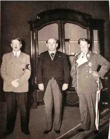 13. kép: … közben új szövetséget építeni Hitlerrel 56