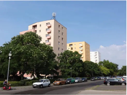Fig. 9.3 J ó zsef Attila housing estate, built in the 9th district of Budapest using mixed building technology in the 1960s