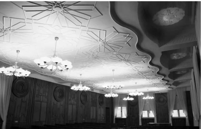Fig. 6. Palace of Culture, Da˛browa Górnicza, stucco ceiling details, architect: Zbigniew Rzepecki, 1951–1958   (photo: Aleksandra Sumorok)