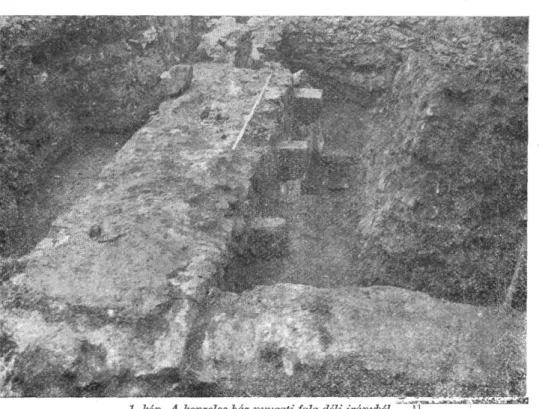 1. kép. A konzolos ház nyugati fala déli irányból \] i 