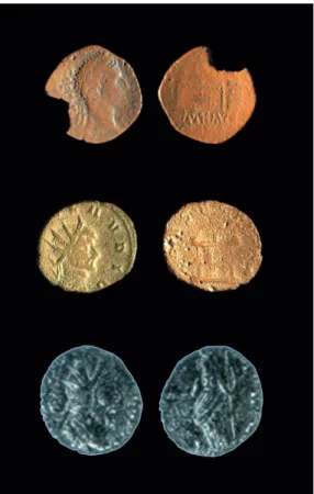 Fig. 8.  Coins  from  Angkor  Borei  (©Guil- (©Guil-laume Epinal).