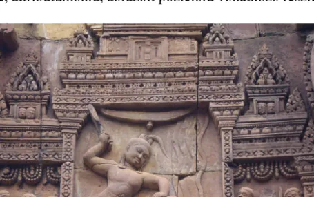 1. kép Kétféle típusú férfi ruházat a „Krisna (Kṛṣṇa) megöli Kansát” jelenetben. 
