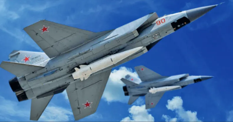 35. ábra. MiG–31-es vadászrepülőgépek, Kinzsal rakétákkal  felszerelve