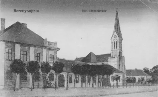Figure 4. The district court and the Catholic church on a postcard from the early 20 th  century.