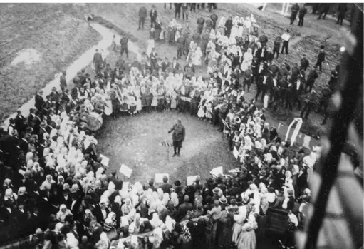 Figure 3. Concert of Hungarian army band at the main square of Szilágyperecsen  (Collection of Babucs Zoltán)