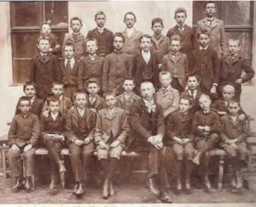 2. kép:   Fodor Ferenc gimnáziumi osztálya, Szatmárnémeti, 1900  Ferenc Fodor’s gymnasium class, Szatmárnémeti 