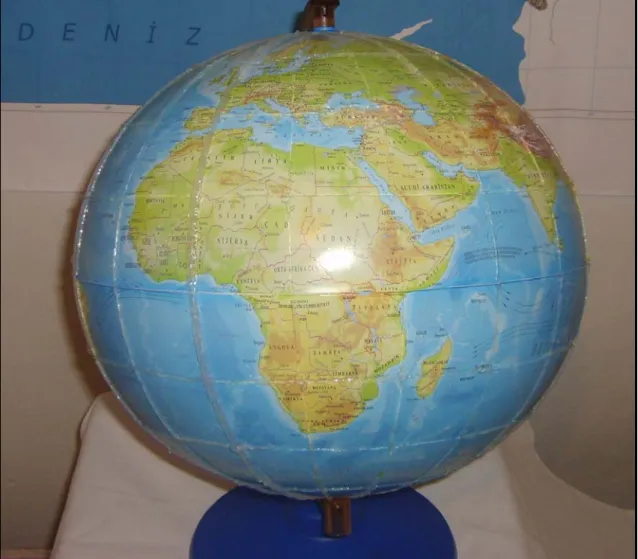 Şekil 5: Silikonla Kabartılmış Model Küre 