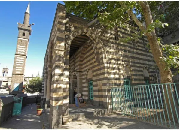 Şekil 2.5 Kasım Padişah Camii ( Dört Ayaklı Minare) 