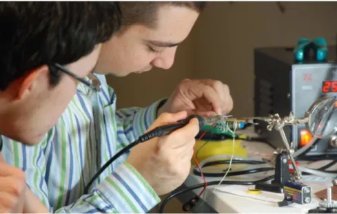Figure 4.12: Soldering Circuits of Robots 