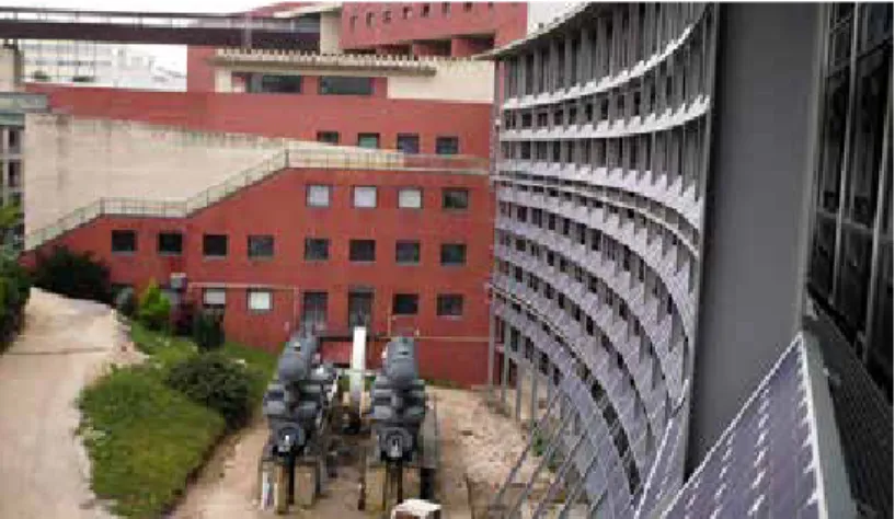 Şekil 7.  Cantabria Üniversitesi cephede kullanılan paneller (Url-8, 2019). 
