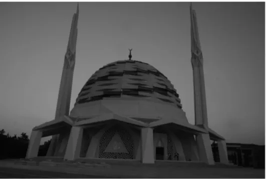 Şekil 1:Marmara İlahiyat Cami (Abdullah Said Taşdemir)
