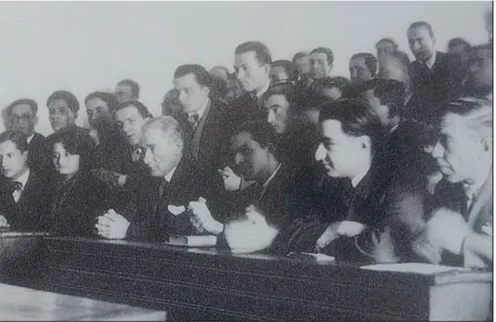 Şekil 1:  Mustafa Kemal Atatürk İstanbul Üniversitesinde ders dinliyor,  Aralık1930 