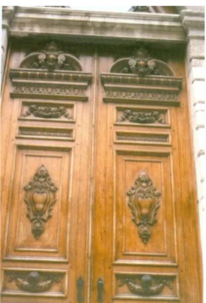 Foto 39: Dolmabahçe Sarayı Saat Kulesi‟nin ahşap kapı kanatlarından görünüm (Barışta‟dan) 
