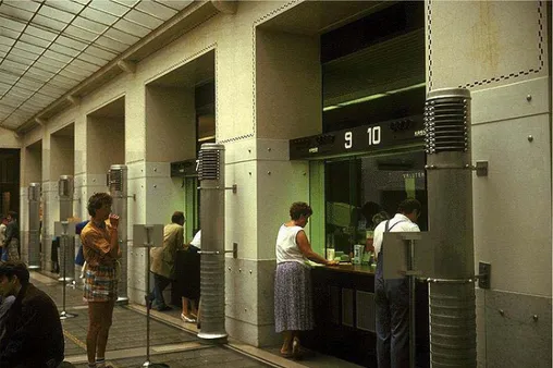 Şekil 2.3. Posta Tasarruf Bankası, Viyana, 1904-1906 (Gür, 2005) 