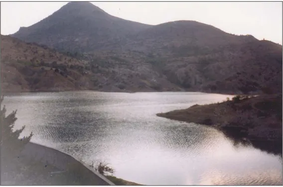 Foto 2.13: Sille Barajı. Fotoğraf doğudan batıya çekilmiştir. 