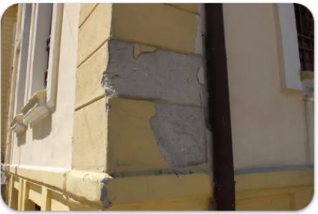 Figure 27. The stone with deteriorated inner structure and has  cracks 