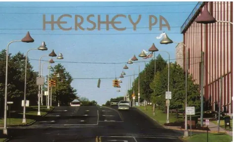 Şekil 2.11: Hershey’s Kisses Çikolata Şekllindeki Pensilvanya Sokak Lambaları  