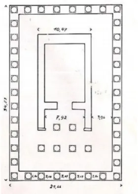 Figür 6: 1905 yılı tapınağın buluntu durumu   Figür 7: Schober’in plan rekonstrüksiyonu  