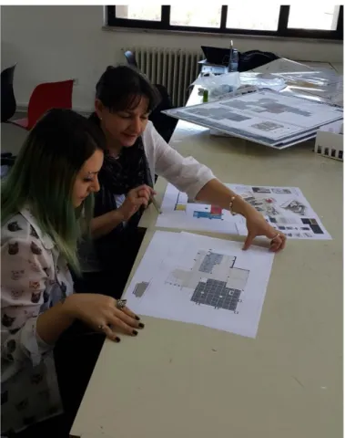Figure 7. The setting of desk critique (taken by the author, 2015) 