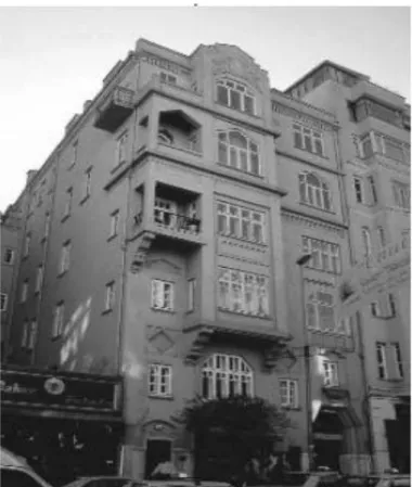 Figure 5: Vedat Tek‘s Guneş Apartment as an example of civil            architecture in 1 st  National Architectural Movement 