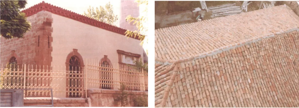 Şekil 4.15: Kaya Bey Camisinin 1986 tarihli onarım sonrası doğu cephesi ve çatısı (BVBM arşivi).
