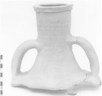 Fig. 14 :  Col d'amphore (§. Sever).  Fig.  15 :  Col d'amphore intermédiaire (§. Sever)