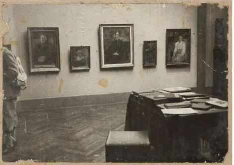 Figure 11. La sala del Padiglione polacco della Biennale di Venezia del 1938, dove il dipinto  era esposto © Cracovia, Museo Nazionale, Archivio.
