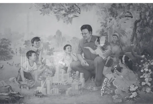 Fot. 10. Wielki Przywódca  Kim Ir Sen wśród dzieci – jeden spośród bardzo wielu obrazów na ścianach przedszkola