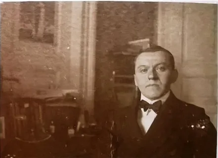 Fot. 3. Stanisław Machniewicz (od prawej) z małżonką i przyjaciółmi  Źródło: prywatne archiwum Krzysztofa Machniewicza 