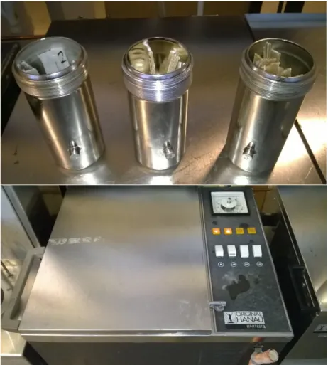 Fig 3.8. Samples and boiling equipment 