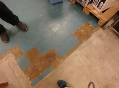 Figur 10  Blå asbestvinylfliser 