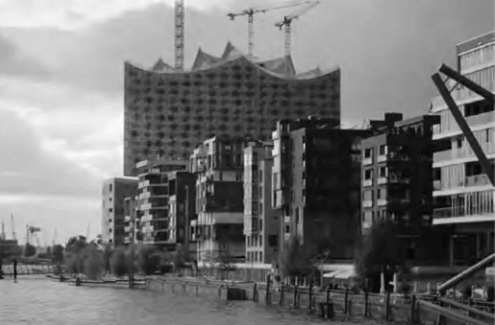 Abb. 1:  Hamburg / Elbphilharmonie